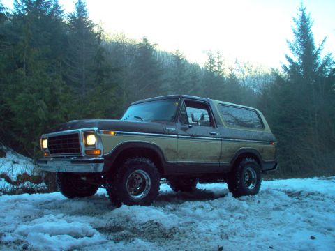 1979 Ford Bronco - Shes so majestic looking just sitting there in the snow.