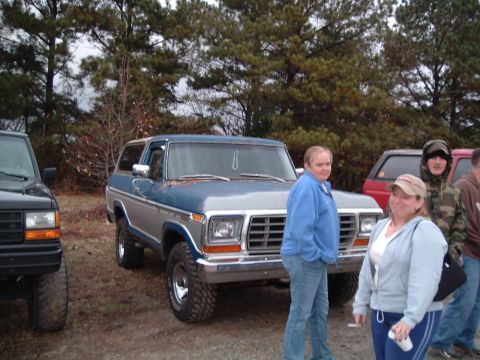 1984 Ford Bronco - Dixie Doll (FSB Mom), BroncoBabe (IN FRONT OF BRUTUS) & SrATEX (All Bundled UP!)