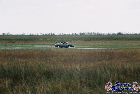 1987 Ford Bronco - Donny coming back from airboat crossing.