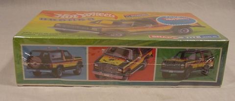 1979 Ford Bronco - This is a model kit box illustrations of vehicles, not a photo of a 1979 Ford Bronco.