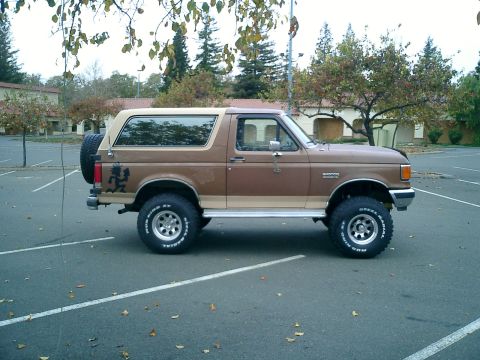 1990 Ford Bronco photo