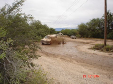 1985 Ford Bronco - BRONCO PLAYIN IN THE MUD!