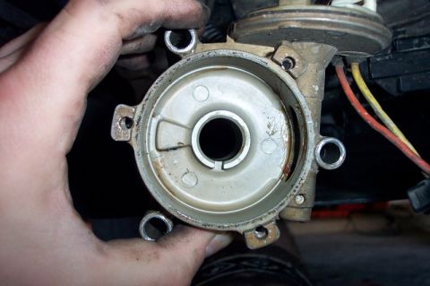 1992 Ford Bronco - Remove the wheel with the contacts on it, and here's what you're left with