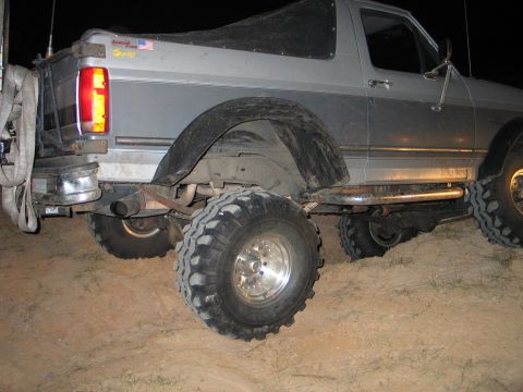 1992 Ford Bronco - closer view