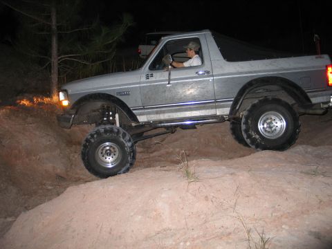 1992 Ford Bronco - not too shabby