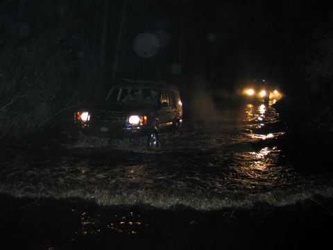 1992 Ford Bronco - disco on 34's coming out of the hole