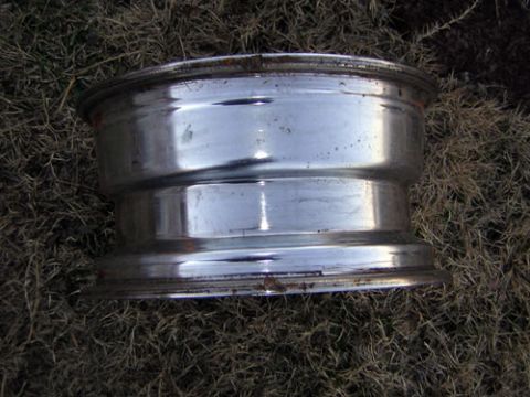 1995 Ford Bronco - the 1 chrome wheel