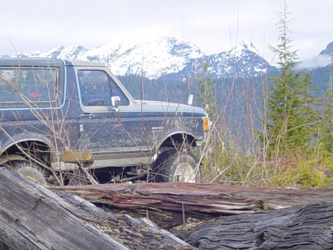 1987 Ford Bronco - notice that Dean just fell backwards off a log