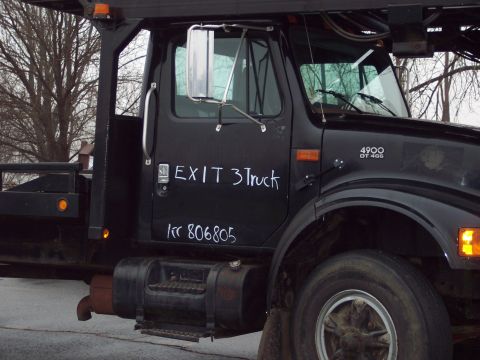 1991 Ford LTD Crown Victoria - Tow truck with "EXIT 3 Truck" and "lcr 806805" written on the door.