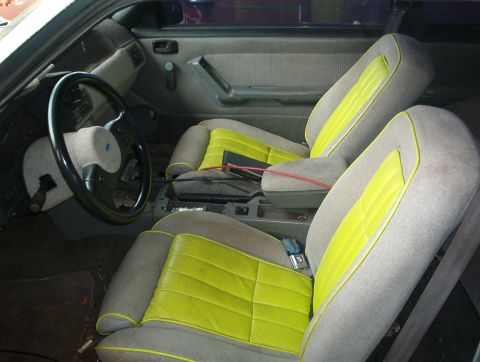 1989 Ford Mustang photo