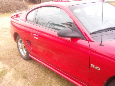 1995 Ford Mustang photo