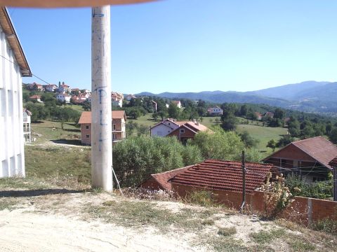 1996 Ford Bronco - Kosovo village and country side