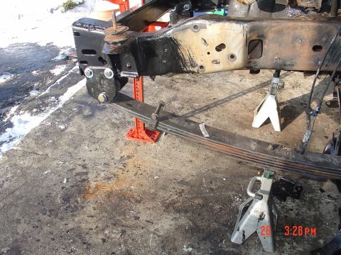 1991 Ford F-150 - front driver side hanger