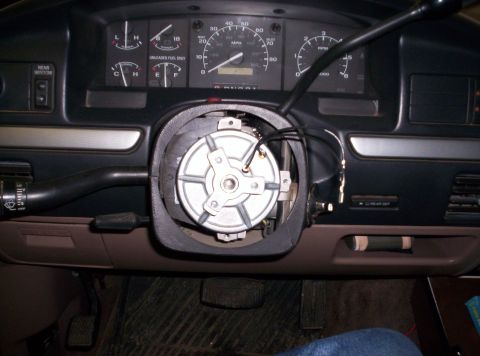 1993 Ford Bronco - wheel off with new hub in place