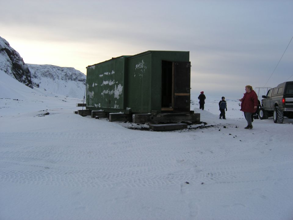 27Nov, Emergency Station