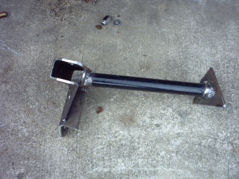 1995 Ford Bronco - tie to crossmember