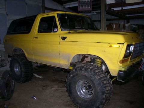 1978 Ford Bronco - got 9"s of lift now