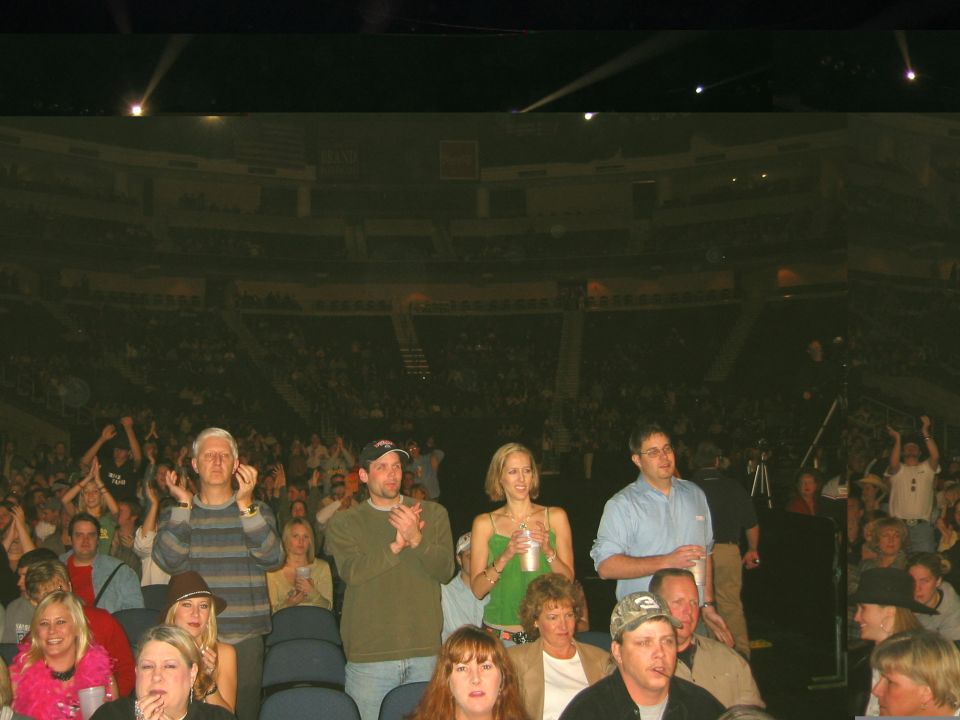 About 20,000 people...I have no idea why the picture is screwed up.