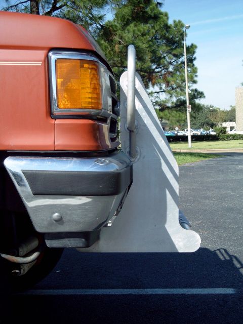 1991 Ford Bronco - Grille Guard Installed 3