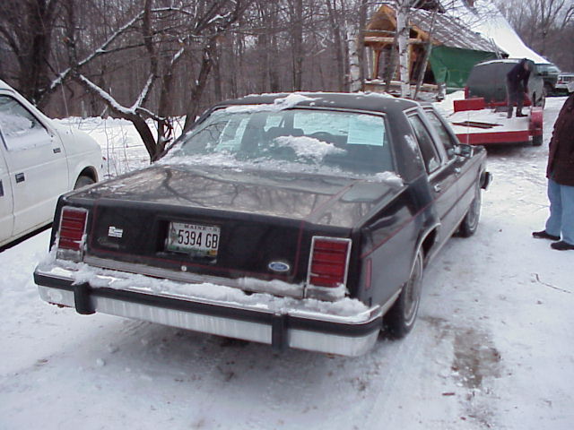 1986 Ford Crown Victoria LTD “Big Ugly Fat F-”