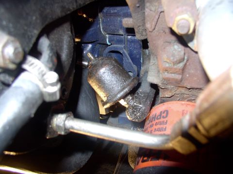 1986 Ford Bronco - Here's the stock 86 oil pressure sender unit in the stock location.