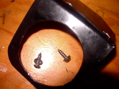 1986 Ford Bronco - Someone had asked what kind of screws hold in the stock plastic dash. This kind, that came with the gauge, course threads.