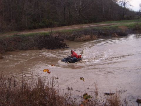 1984 Ford Bronco - MY FRIEND JUSTIN IN THE POND