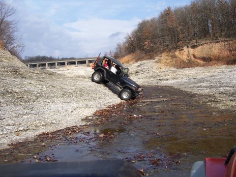 1999 Jeep TJ - Larry go down