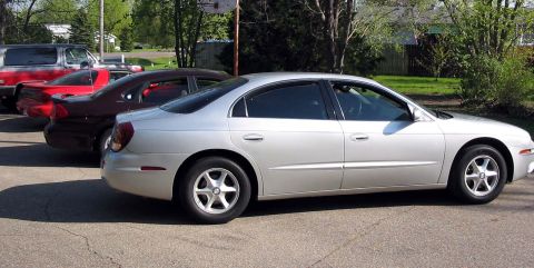 2002 Oldsmobile Aurora - Another Side View