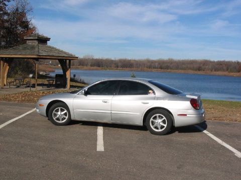 2002 Oldsmobile Aurora - Park - side