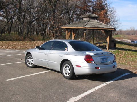 2002 Oldsmobile Aurora - Park - rear