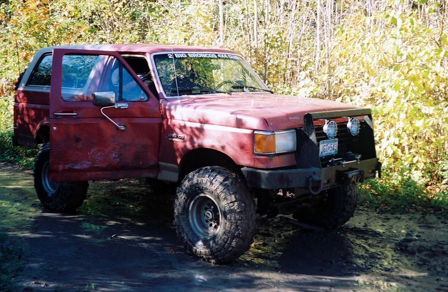 1989 Ford Bronco “Big Red”