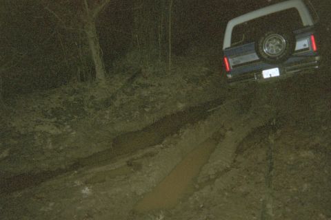 1985 Ford Bronco - No, those aren't my tracks. Found out later that some "big jeep" got stuck down there a week before
