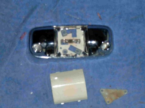 1989 Ford Bronco - The stock dome and map lights