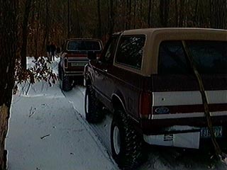 1991 Ford Bronco - Lining up reading to hit the deep stuff.