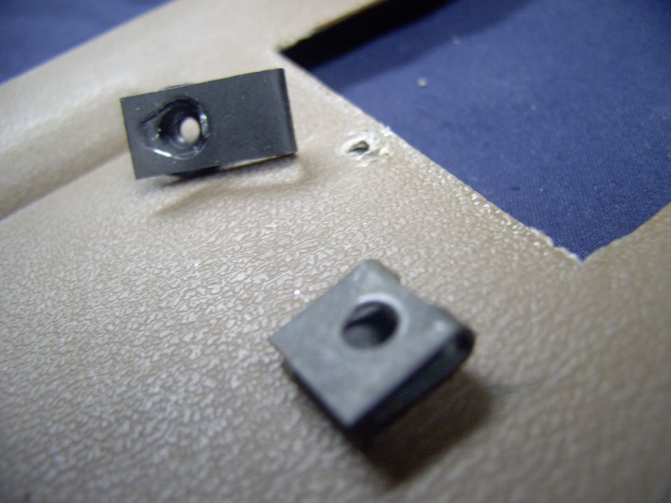 I did promise a bolt-on modification so here goes.  A slightly larger/longer screw clip is employed on one side only.