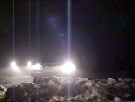 1991 Ford Bronco - Approaching the hill