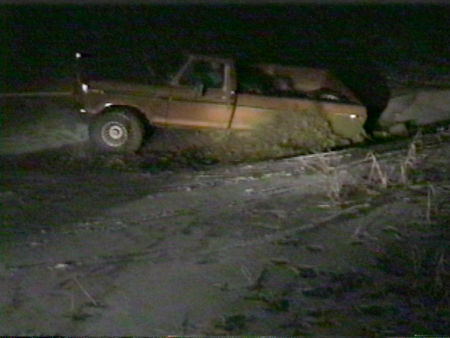 1991 Ford Bronco - Brett's rear plunges through the ice