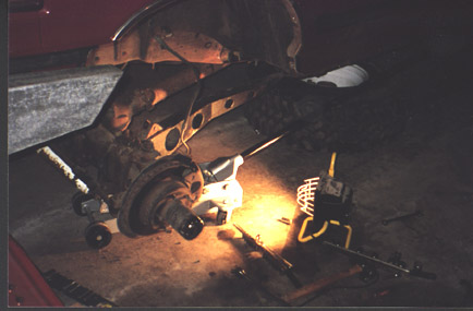 1991 Ford Bronco - Dropping the front end to make way for the coil for the 6" lift