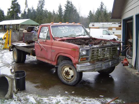 1979 Ford Bronco - This 83 F350 is going to hand over some parts if it likes it or not.