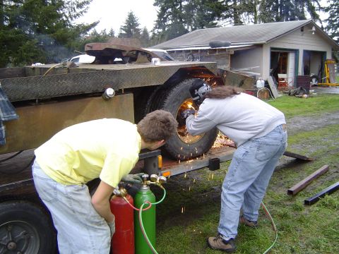 1979 Ford Bronco - ill get the wheels off one way or another.