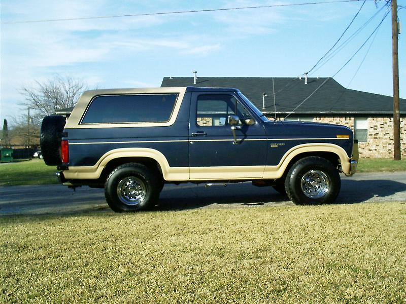 1986 Ford Bronco “SaddleBronc”