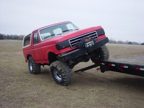 1983 Ford Bronco - Flexin before I hit the trails.