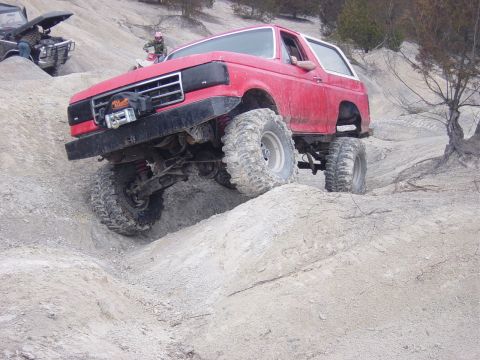 1983 Ford Bronco - Clay spoils