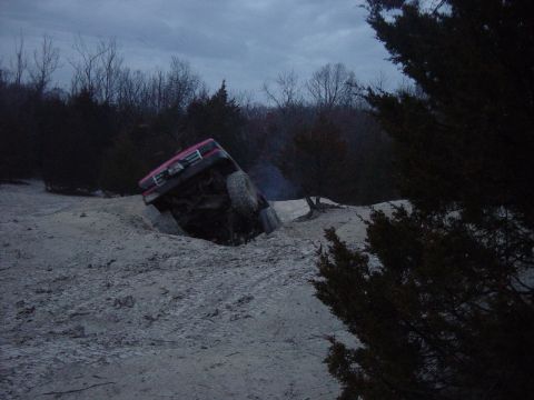 1983 Ford Bronco - Up....up.....