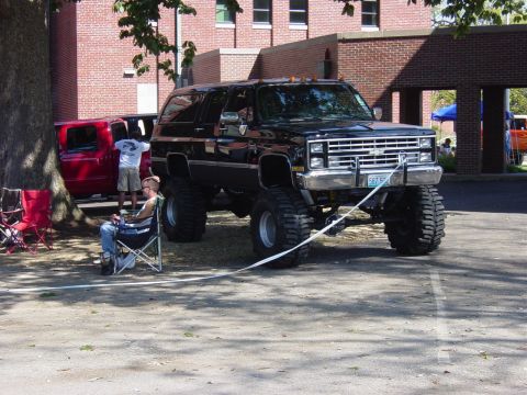 1983 Ford Bronco - Bill Adairs Blazer, injected 454 on 40" Boggers