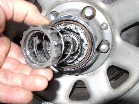 1986 Ford Bronco - Now remove the spring and sprag.