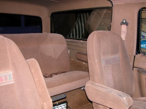 1989 Ford Bronco - interior