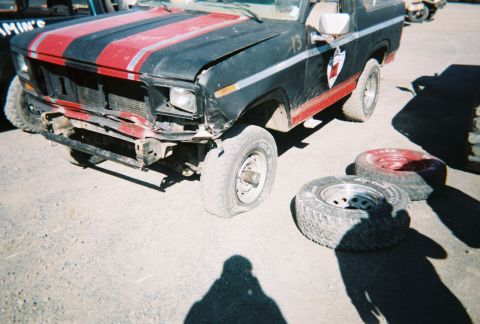 1983 Ford Bronco - Fender and lights