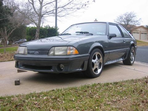 1989 Ford Mustang photo